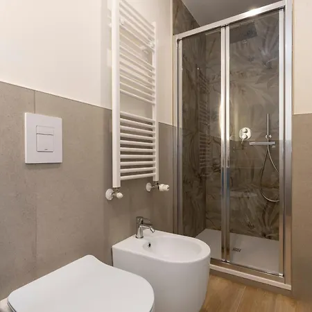 Moderno Cucina Salvia In Centro شقة