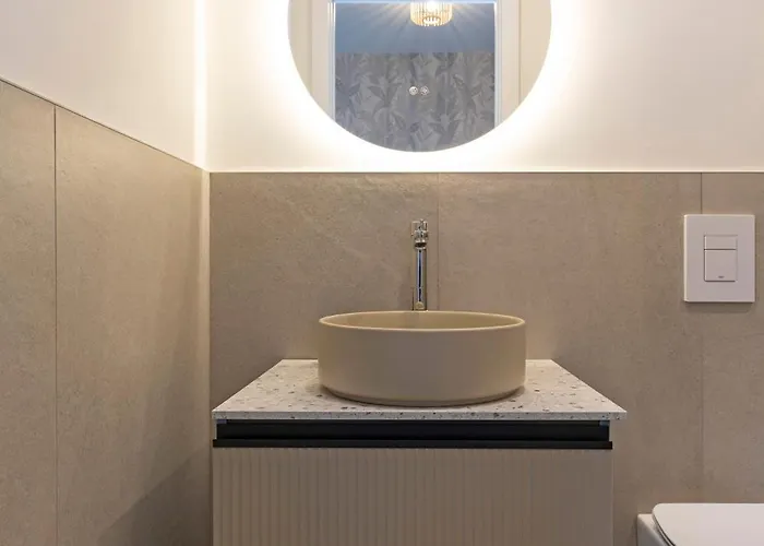 Moderno Cucina Salvia In Centro